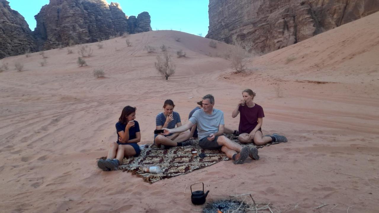 Enad Desert Camp ワディ ・ラム エクステリア 写真