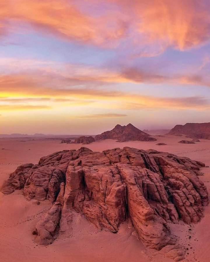Enad Desert Camp ワディ ・ラム エクステリア 写真