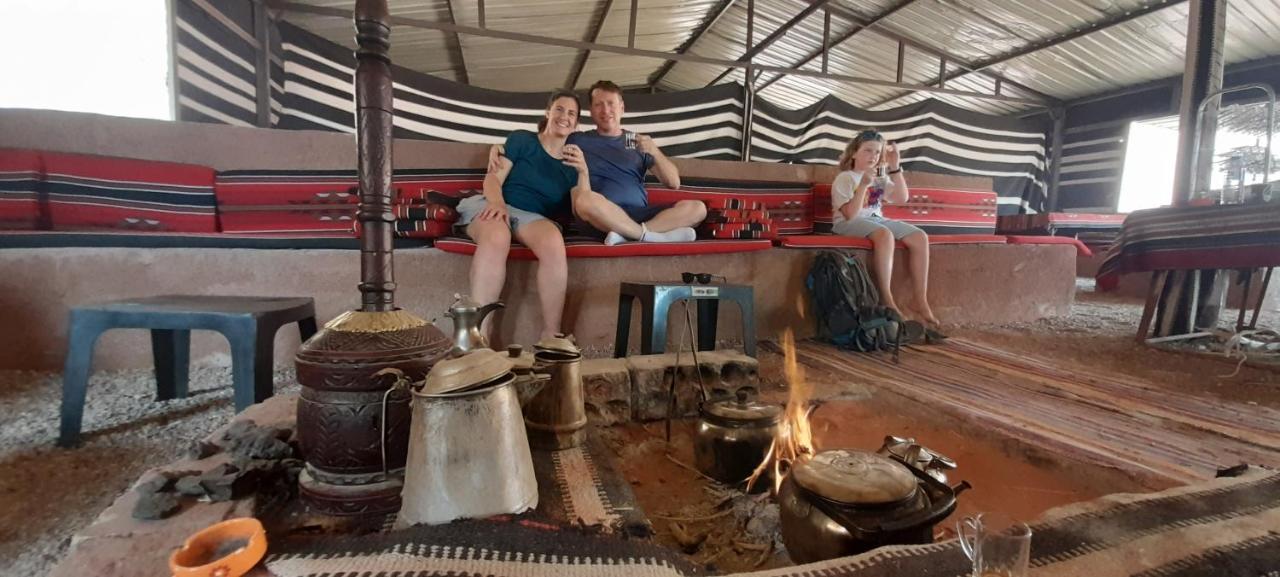 Enad Desert Camp ワディ ・ラム エクステリア 写真